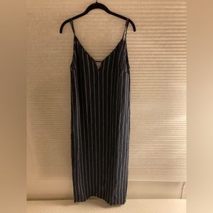 Onia navy linen keyhole sleeveless maxi slip dress size small